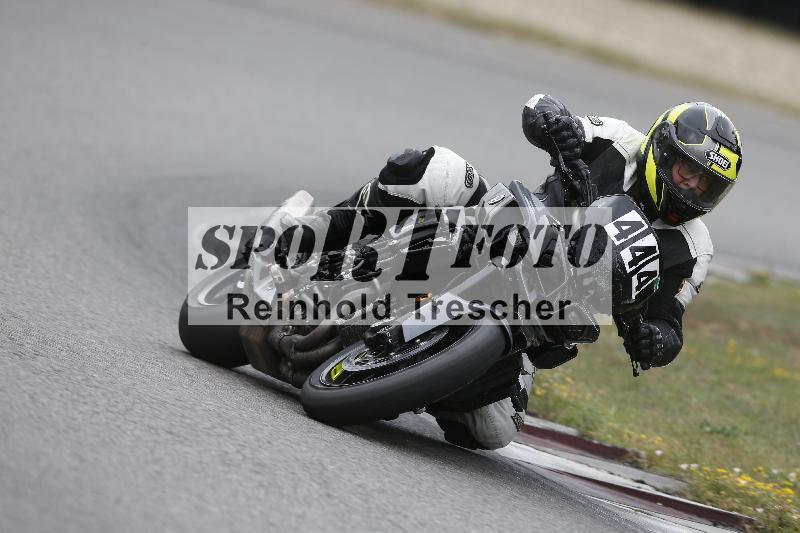 /37 09.08.2026  Pluess Motosport ADR/Freies Fahren/444